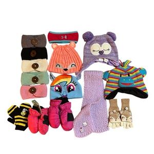 Girl’s Winter Wear Bundle Hats Crochet Knit Headbands Mitts Scarf Size 2 2T